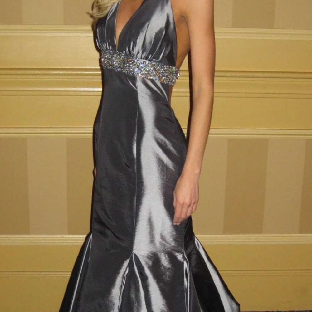 Pageant gown - Picture 4 of 6